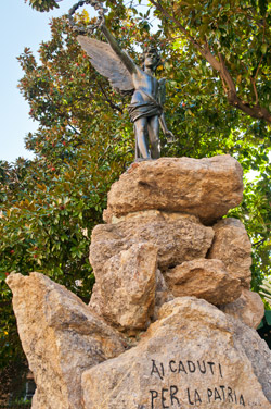 monumento ai caduti della patria